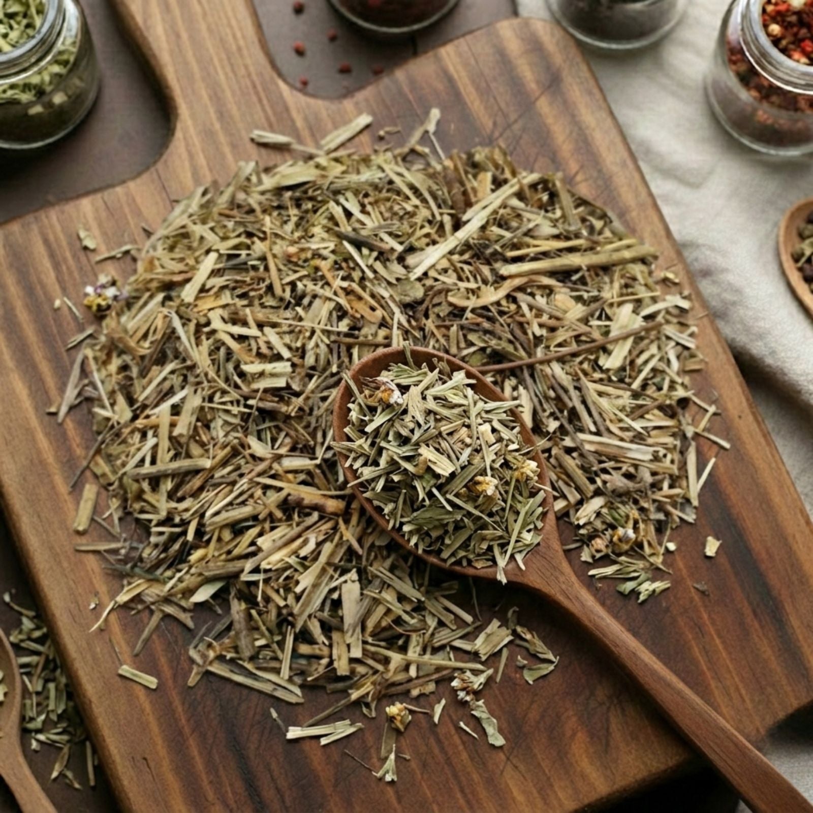 Cut and sifted Eyebright herb (Euphrasia officinalis) for traditional botanical infusions.