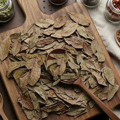Dry whole Guava leaves (Psidium guajava) for traditional botanical infusions.
