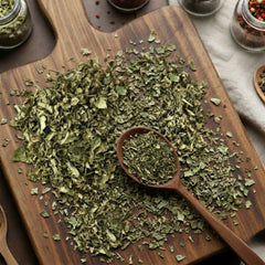 Dry cut and sifted Lemon Balm leaves (Melissa officinalis) for traditional aromatic botanical infusions.