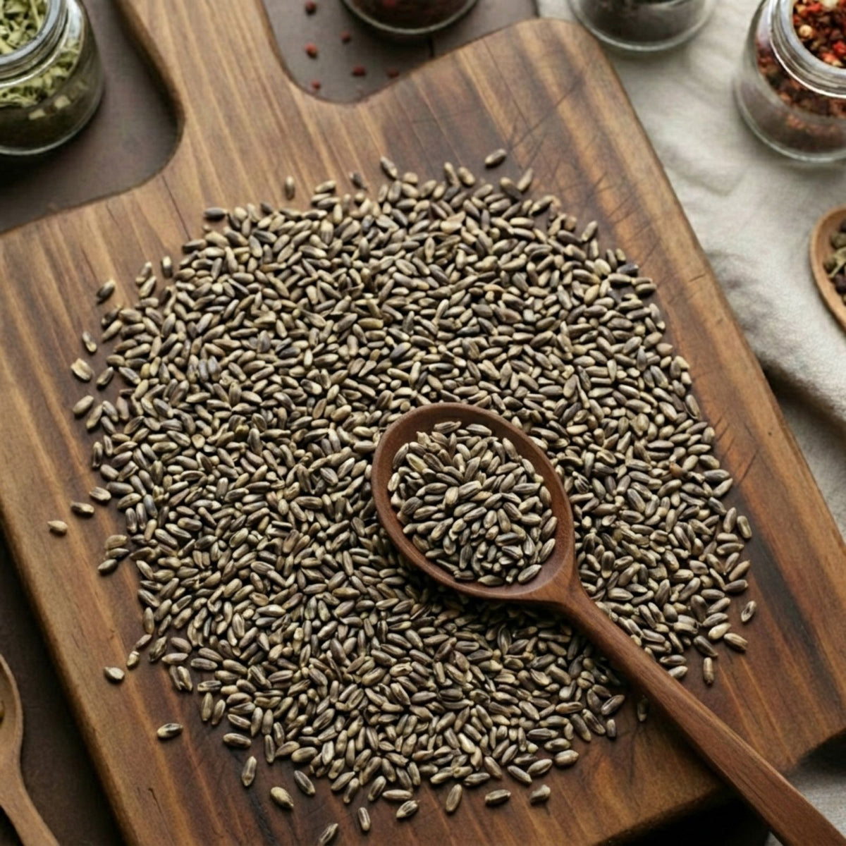 Milk Thistle seeds (Silybum marianum) for traditional botanical decoctions and liver-support infusions.