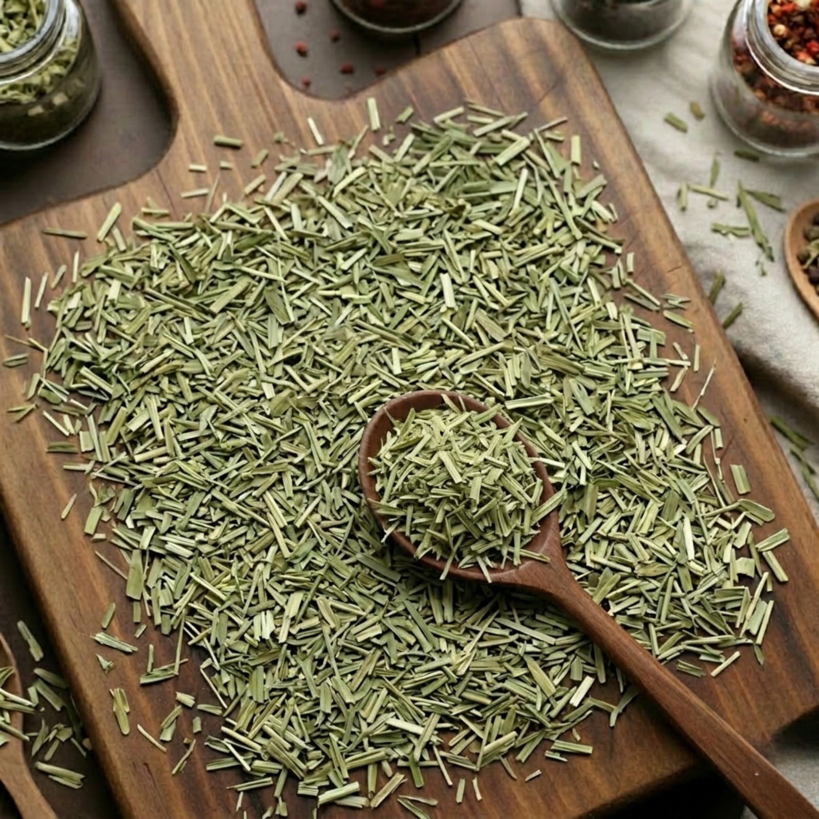 Dry cut and sifted Oatstraw herb (Avena sativa) for traditional mineral-rich botanical infusions.
