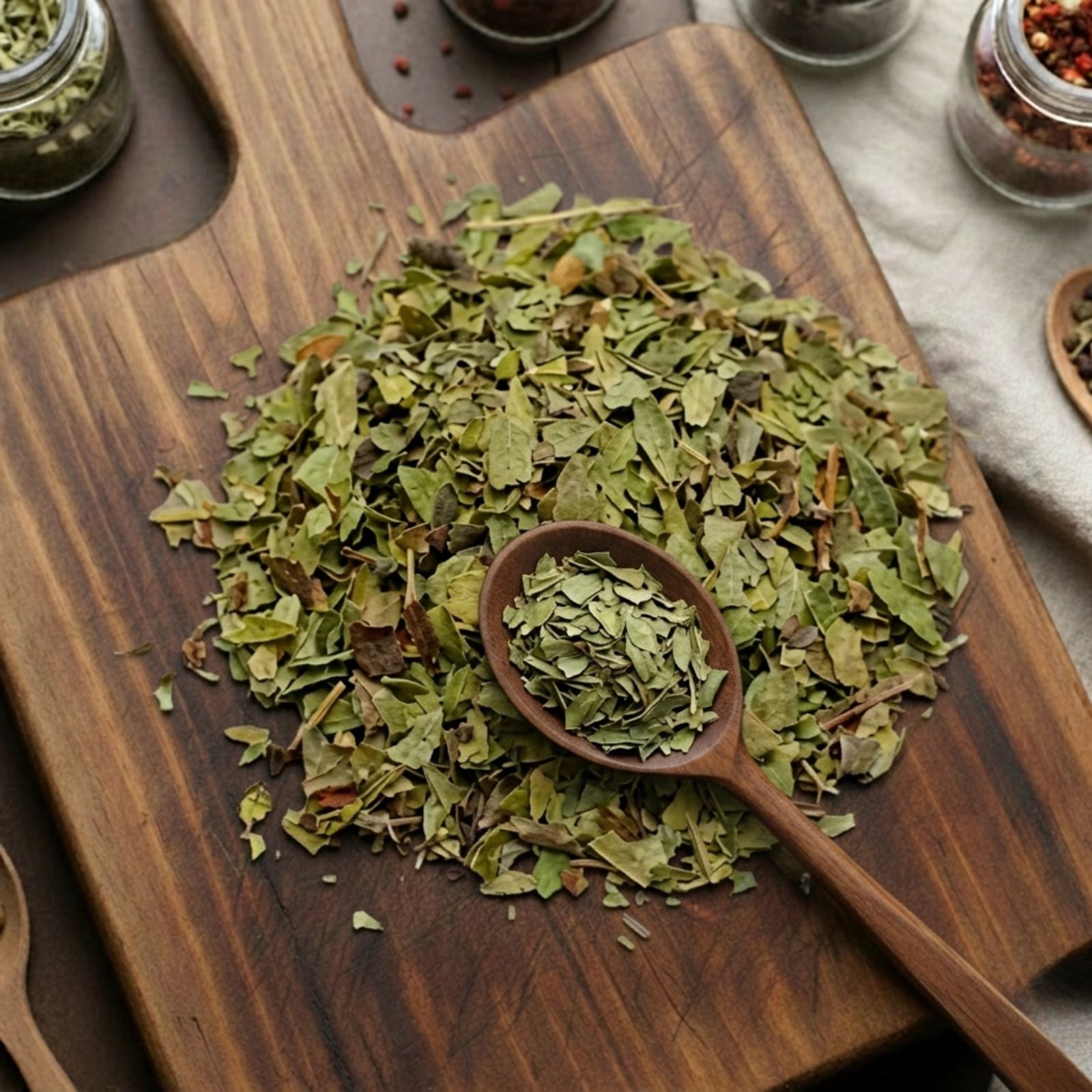 Uva Ursi leaves (Arctostaphylos uva-ursi) for traditional botanical tea and urinary support infusions.